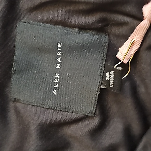 NWT Alex Marie Sequin Skit, Black, size 16 - Picture 4 of 6